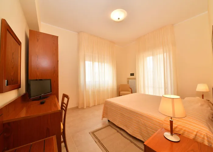 Hotell Il Nocchiero 3*